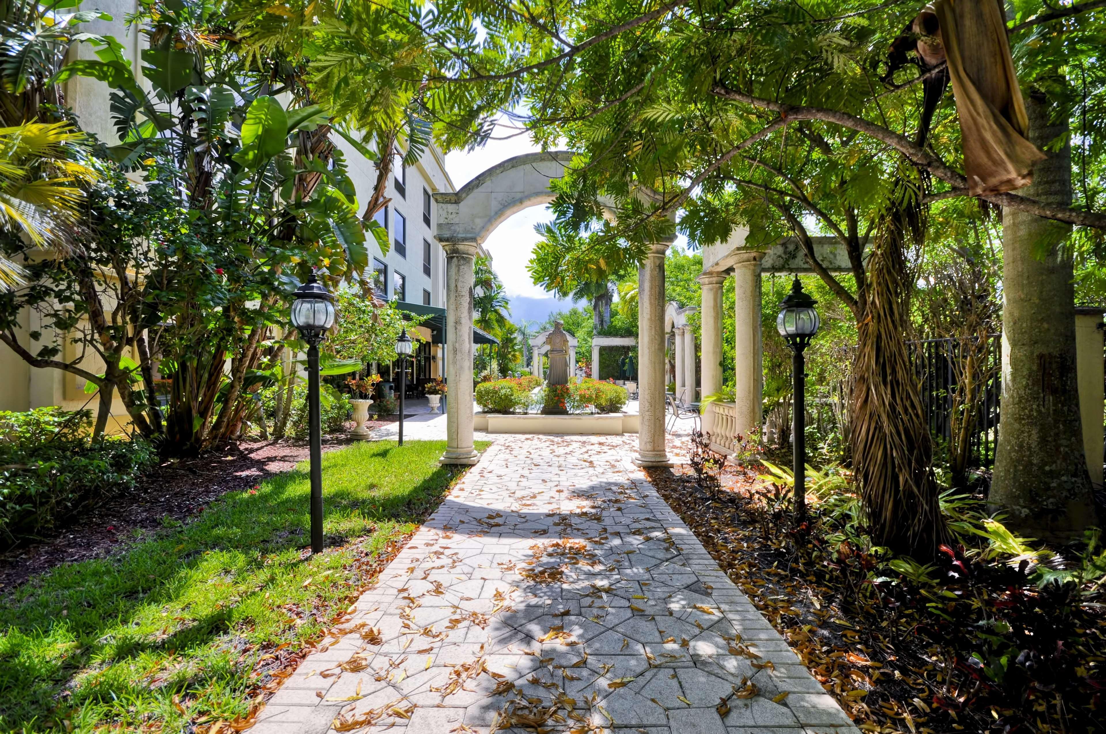 Hampton Inn Palm Beach Gardens Extérieur photo